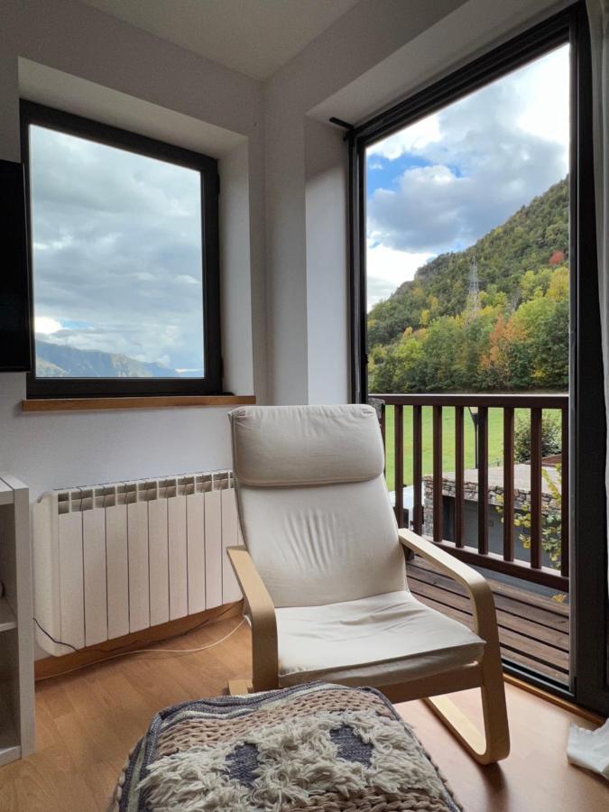 Apartament La Gisca - L'Amfitriona Valencia D'Aneu Экстерьер фото